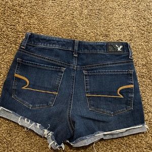 American Eagle hi-rise shortie